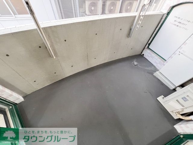 バルコニー　バルコニー
