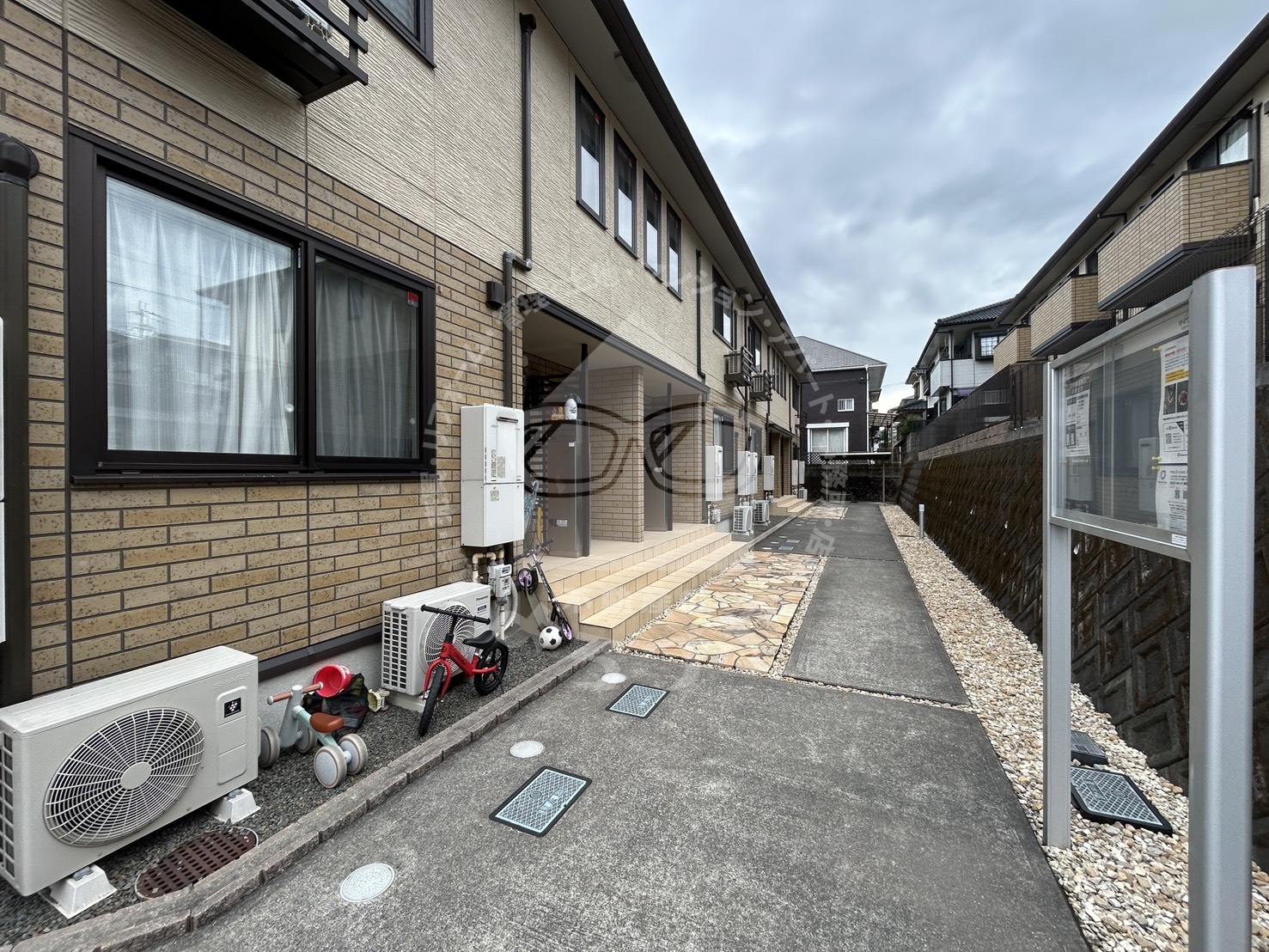 ＪＲ指宿枕崎線 谷山駅 徒歩22分 2階建 築17年の外観写真