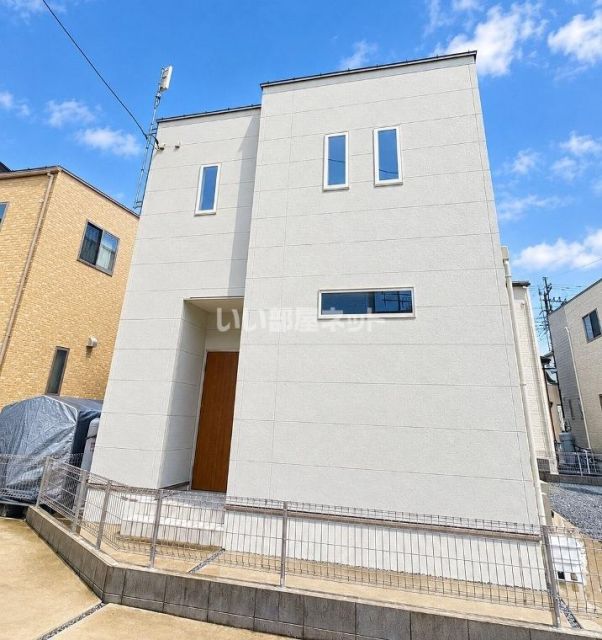 東岩槻戸建の外観写真
