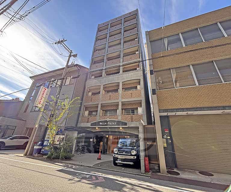 エステムコート京都烏丸IIの外観写真