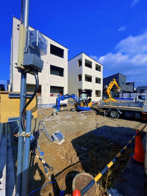 駐車場　外観（建設中）