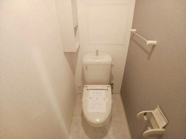 ＪＲ筑豊本線 本城駅 徒歩30分 2階建 築15年のトイレ写真