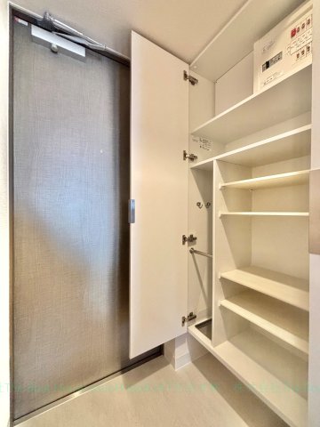 CREST TAPP名古屋山王の玄関写真