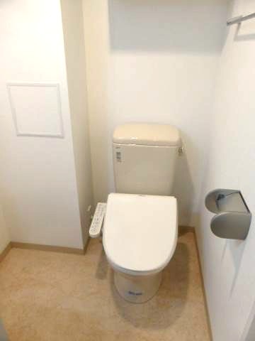 トイレ　落ち着いたトイレです
