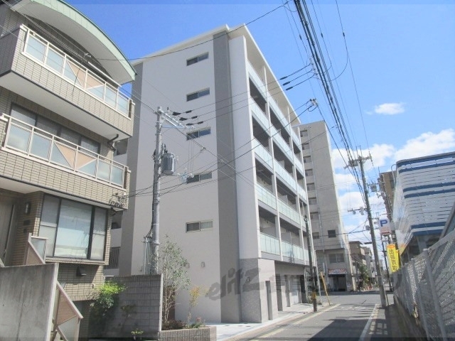 エクラージュ御池の外観写真