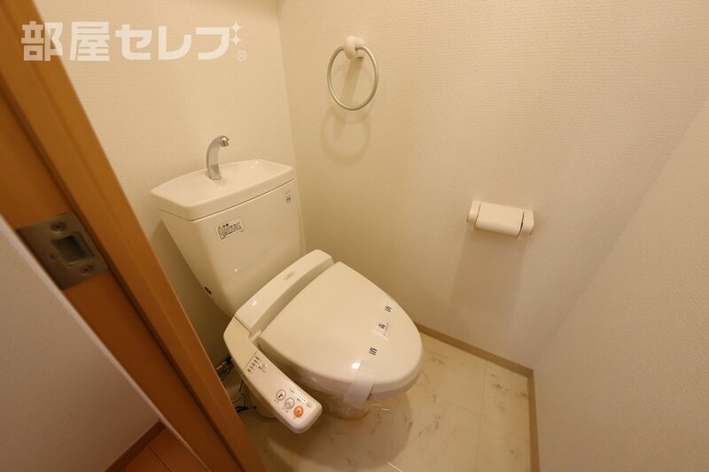 トイレ　他号室の写真です。