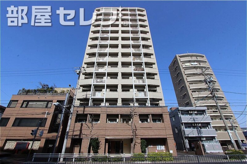 建物外観　タイル張りでお洒落な外観です。