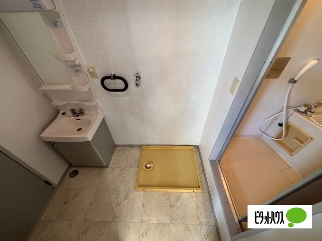 洗面設備　他のお部屋の写真です