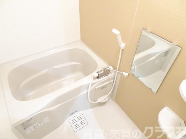 バス・シャワールーム　浴室乾燥機付きバス♪