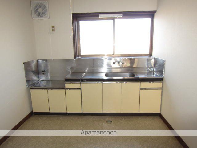 ＪＲ信越本線 川中島駅 徒歩20分 2階建 築47年のキッチン写真