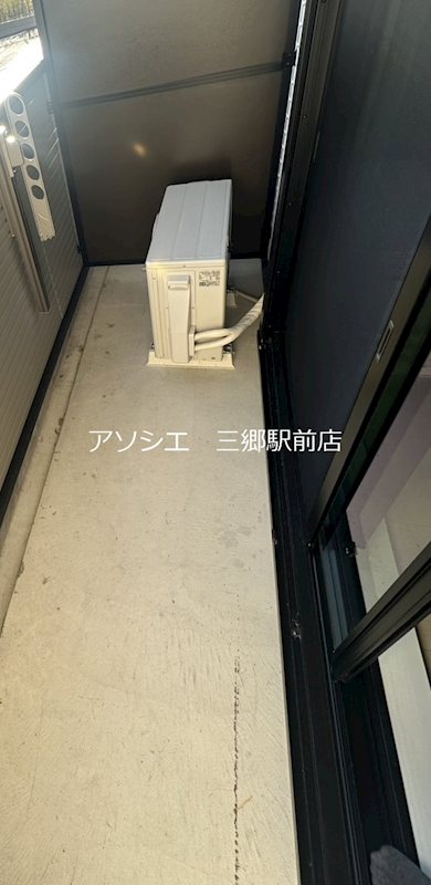 バルコニー　同建物同タイプのお部屋となります。