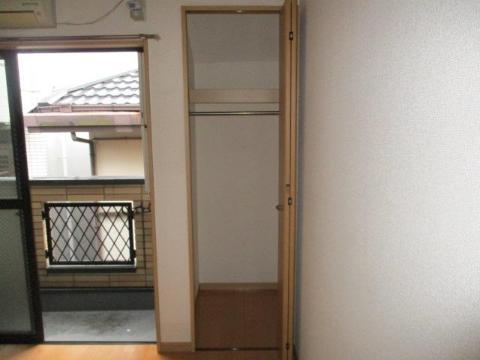収納　クローゼット