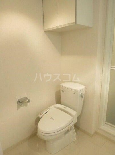 JMFレジデンス新横浜のトイレ写真