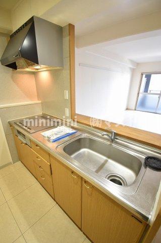 キッチン　※建物内別間取参考写真