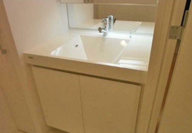洗面設備　別部屋の参考写真です