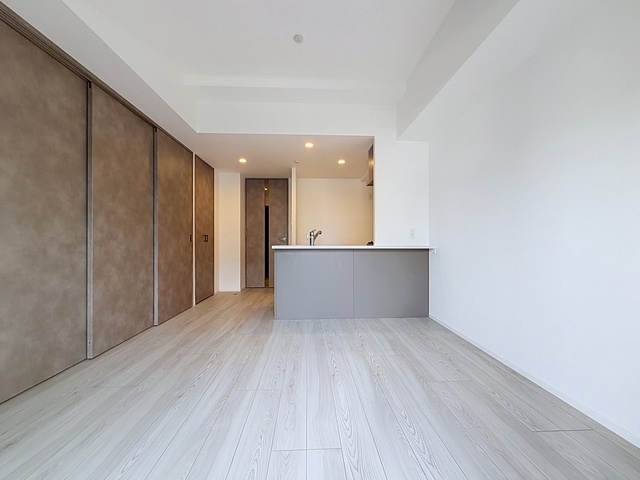 SーRESIDENCE博多駅東awesomeの居間写真