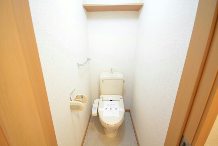 グランデフィ A棟のトイレ写真