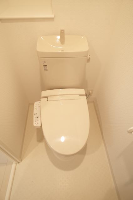 トイレ　ウォシュレット