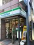 コンビニ　ファミリーマート 新宿荒木町店（コンビニ）まで117m
