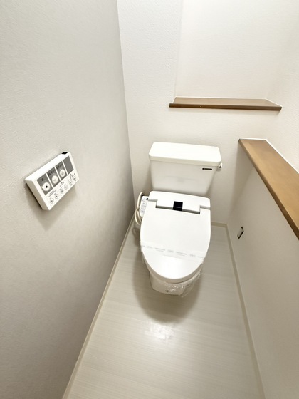 トイレ　※別部屋の写真です