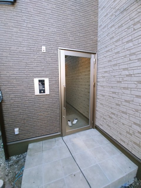 ＪＲ東海道本線 岸辺駅 徒歩20分 3階建 築4年の外観写真