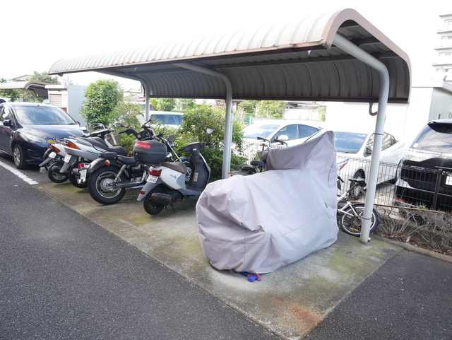その他共有部分　★屋根付き駐輪場があります★