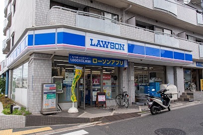 コンビニ　ローソン 赤塚四丁目店（コンビニ）まで262m