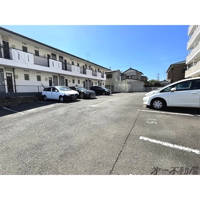 駐車場　駐車場