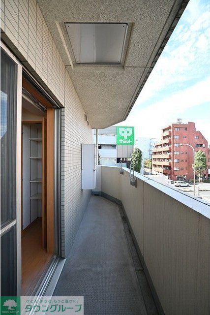 バルコニー
