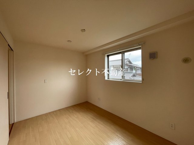 その他部屋・スペース　【グレース・シャトー・エマIII】洋室