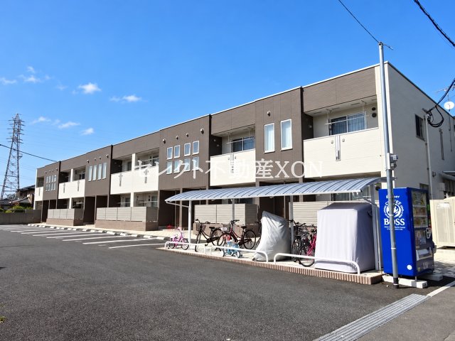建物外観　【グレース・シャトー・エマIII】外観写真（昼）