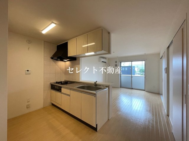 キッチン　【グレース・シャトー・エマIII】キッチン