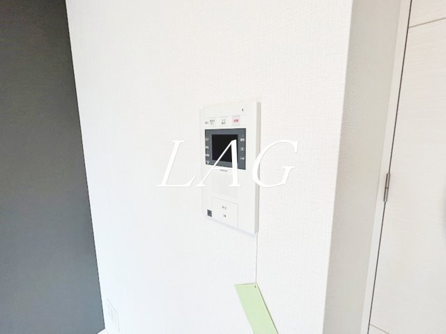 セキュリティ　モニター付きインターホンです。