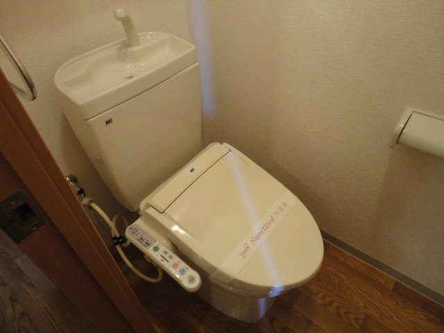 トイレ　シャワー付トイレ