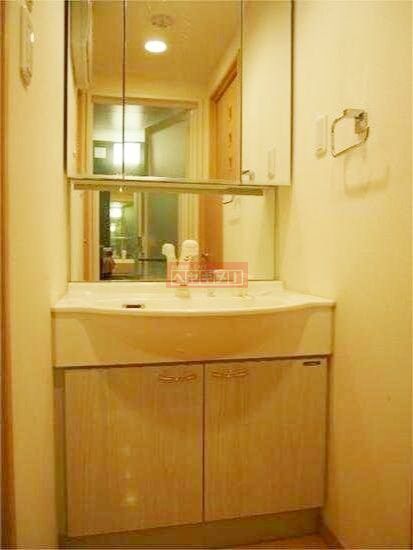 洗面設備　同建物参考写真