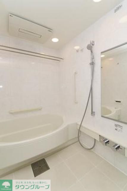 バス・シャワールーム　※写真は同タイプ住戸です。