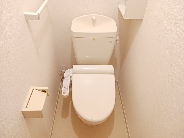 トイレ　清潔感のあるトイレです