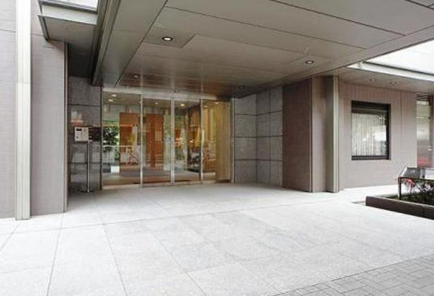 東京メトロ半蔵門線 渋谷駅 徒歩9分 16階建 築28年の外観写真