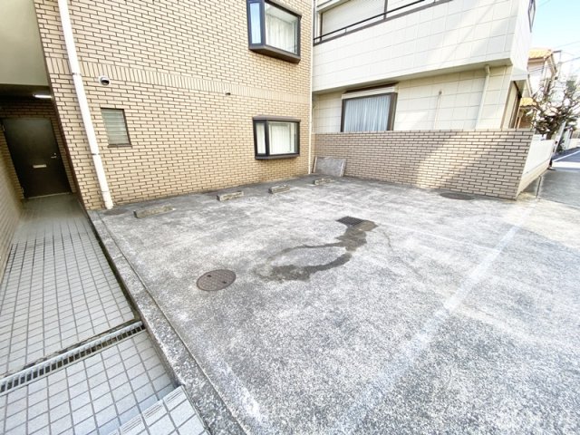 駐車場　駐車場です