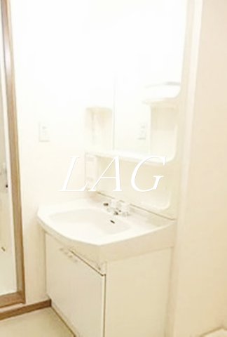 洗面設備　独立洗面台です。