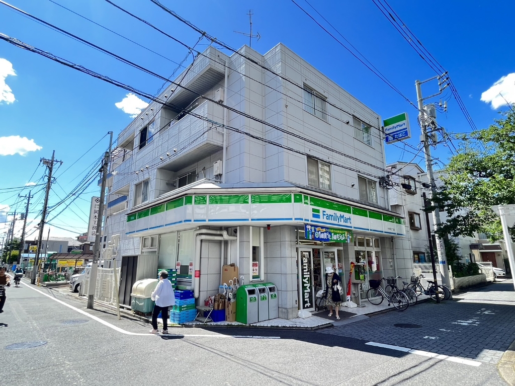 コンビニ　ファミリーマート 大谷田三丁目店（コンビニ）まで172m