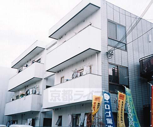 京都市上京区金馬場町のマンションの建物外観
