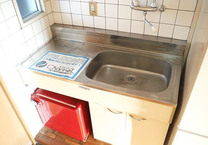 キッチン　コンパクトなキッチンで掃除もラクラク