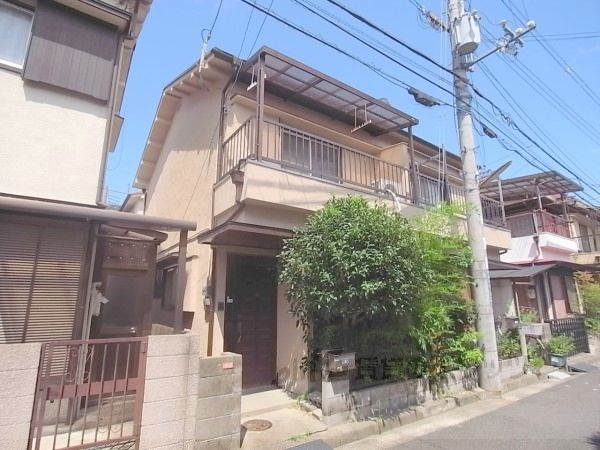 高垣町１２－７貸家の建物外観