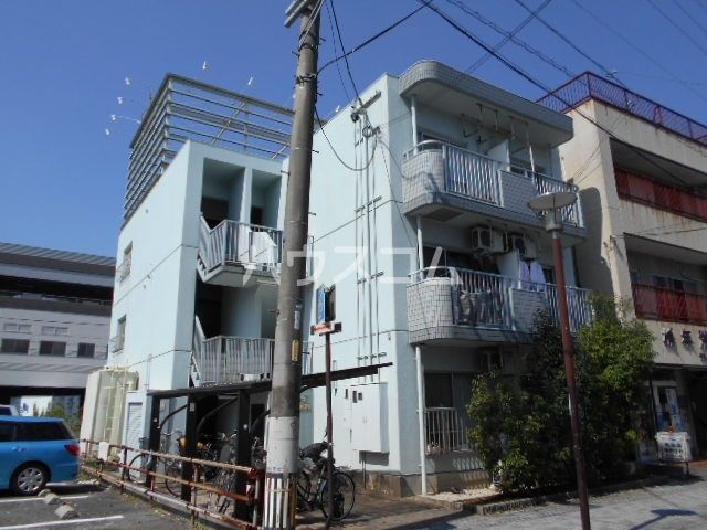 【岩倉市下本町のマンションの建物外観】