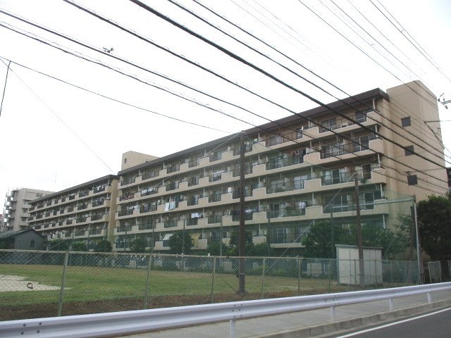 西船橋永谷マンションの建物外観