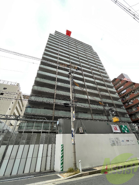 吹田市広芝町のマンションの建物外観