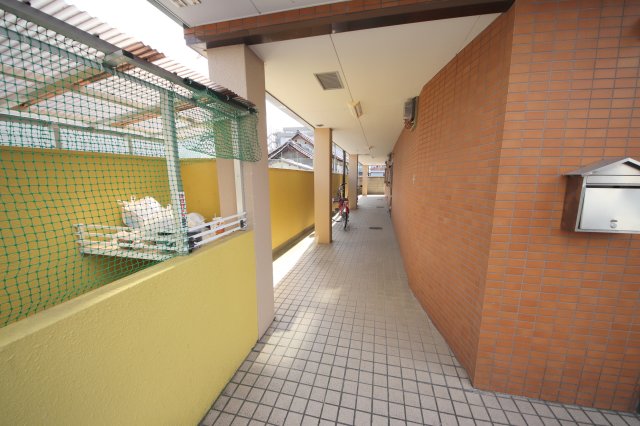 コーポ諏訪柳町の外観写真