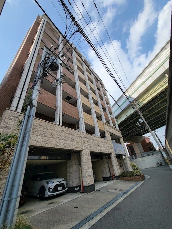 【大阪市西淀川区大和田のマンションの建物外観】