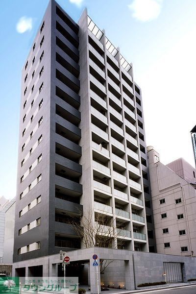 千代田区神田三崎町のマンションの建物外観